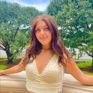 Meet your Posher, Alyssa